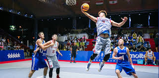 的赛场博弈 的赛场博弈